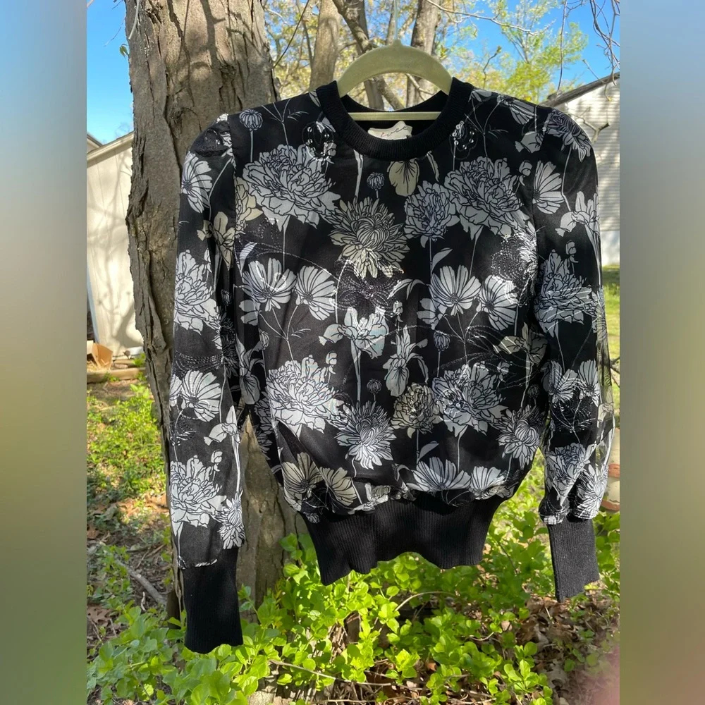 Ivee Black Floral Print Sweater